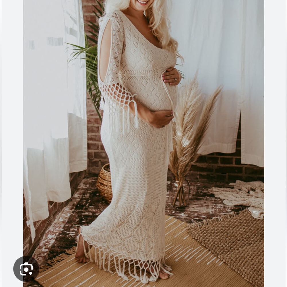 EUC Fillyboo Knit Cream Maternity Dress Off-White Size Petite